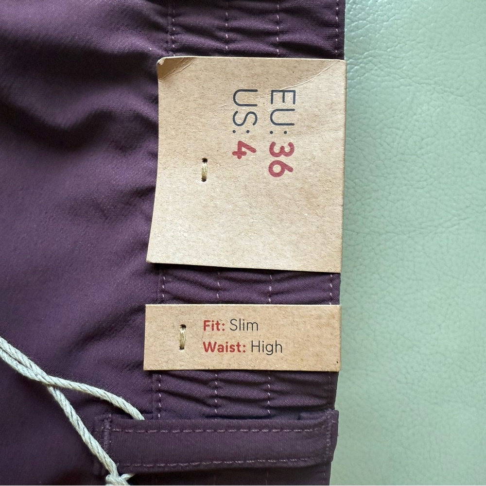 NWT Ladies Fjallraven Port Abisko Trail Stretch Shorts | 4 (EU 36) - Picture 7 of 15